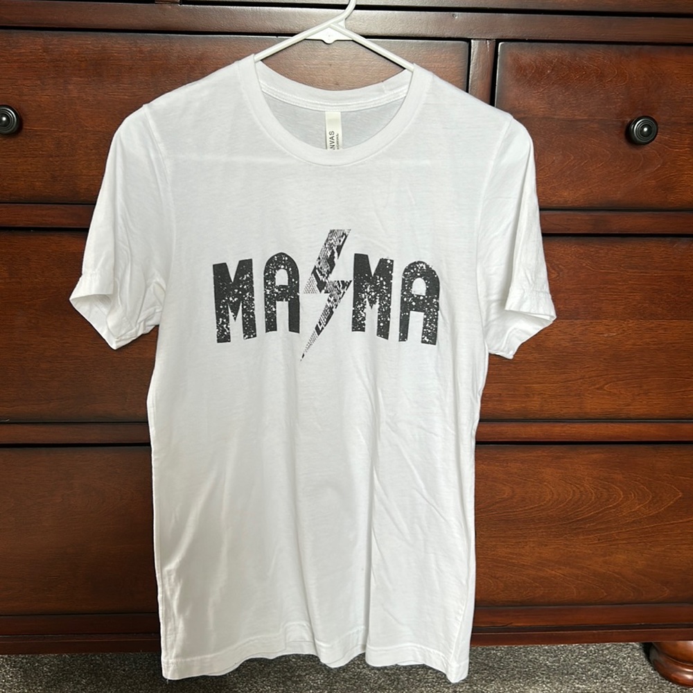 Graphic tee